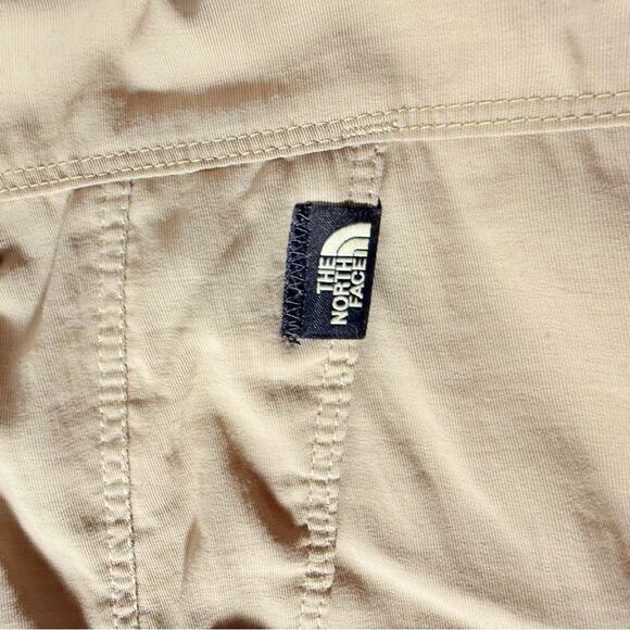 The North Face size M Tan convertible Cargo Pants for Outdoor Adventures - Picture 7 of 14
